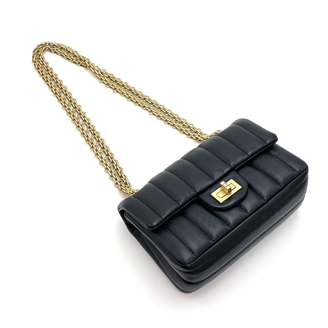 Chanel Pre-loved Bag Very good condition Size ONE SIZE - 3 Thumbnail