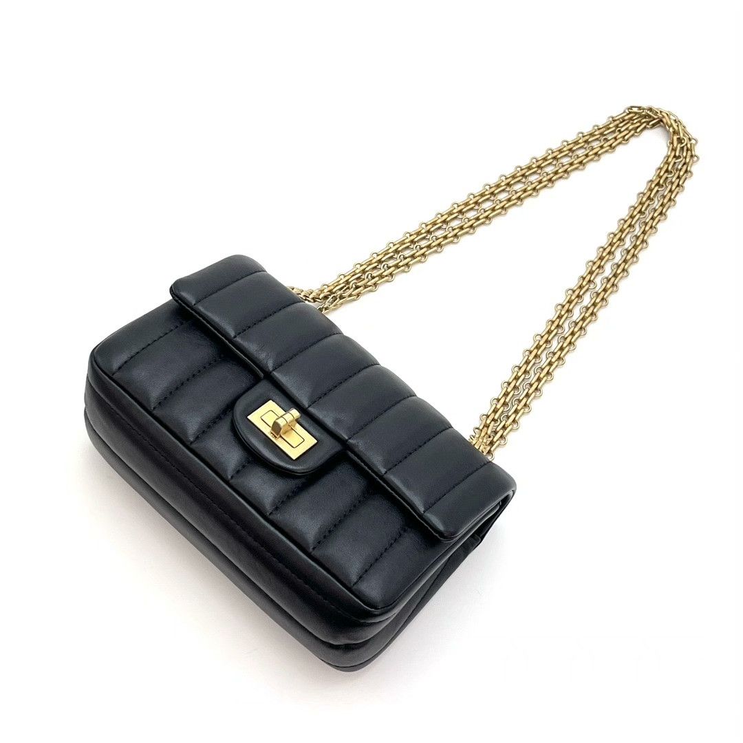 Chanel Pre-loved Bag Very good condition Size ONE SIZE - 4 Thumbnail