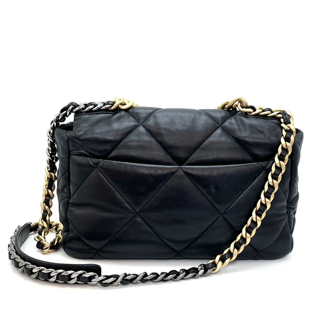 Chanel Pre-loved Bag Very good condition Size ONE SIZE - 2 Thumbnail