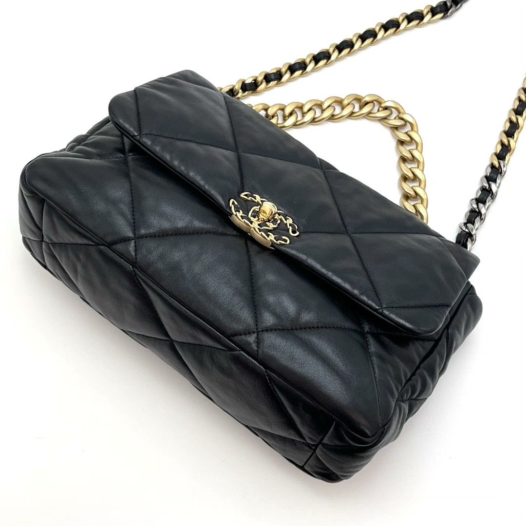 Chanel Pre-loved Bag Very good condition Size ONE SIZE - 4 Thumbnail