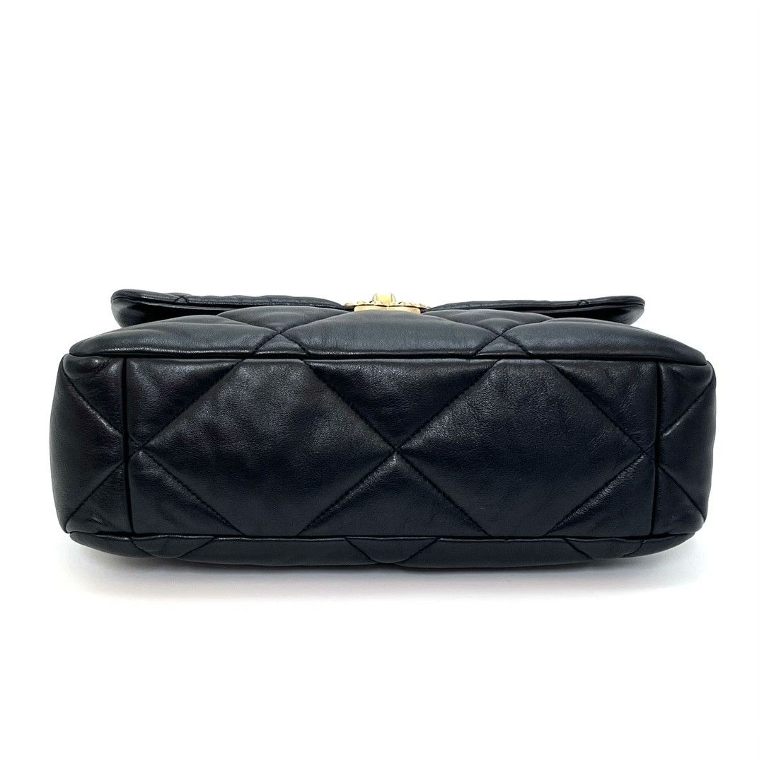 Chanel Pre-loved Bag Very good condition Size ONE SIZE - 5 Thumbnail