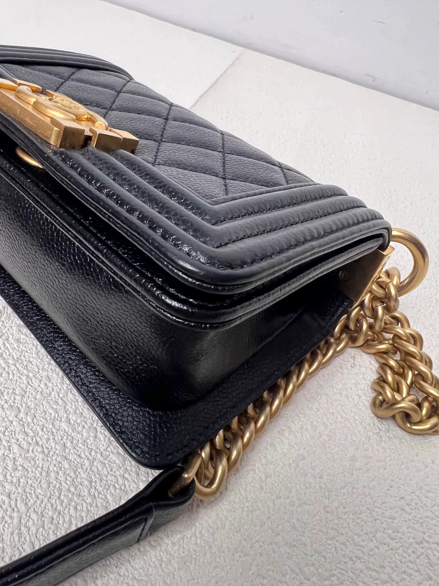 Chanel Pre-loved Bag Very good condition Size ONE SIZE - 3 Thumbnail