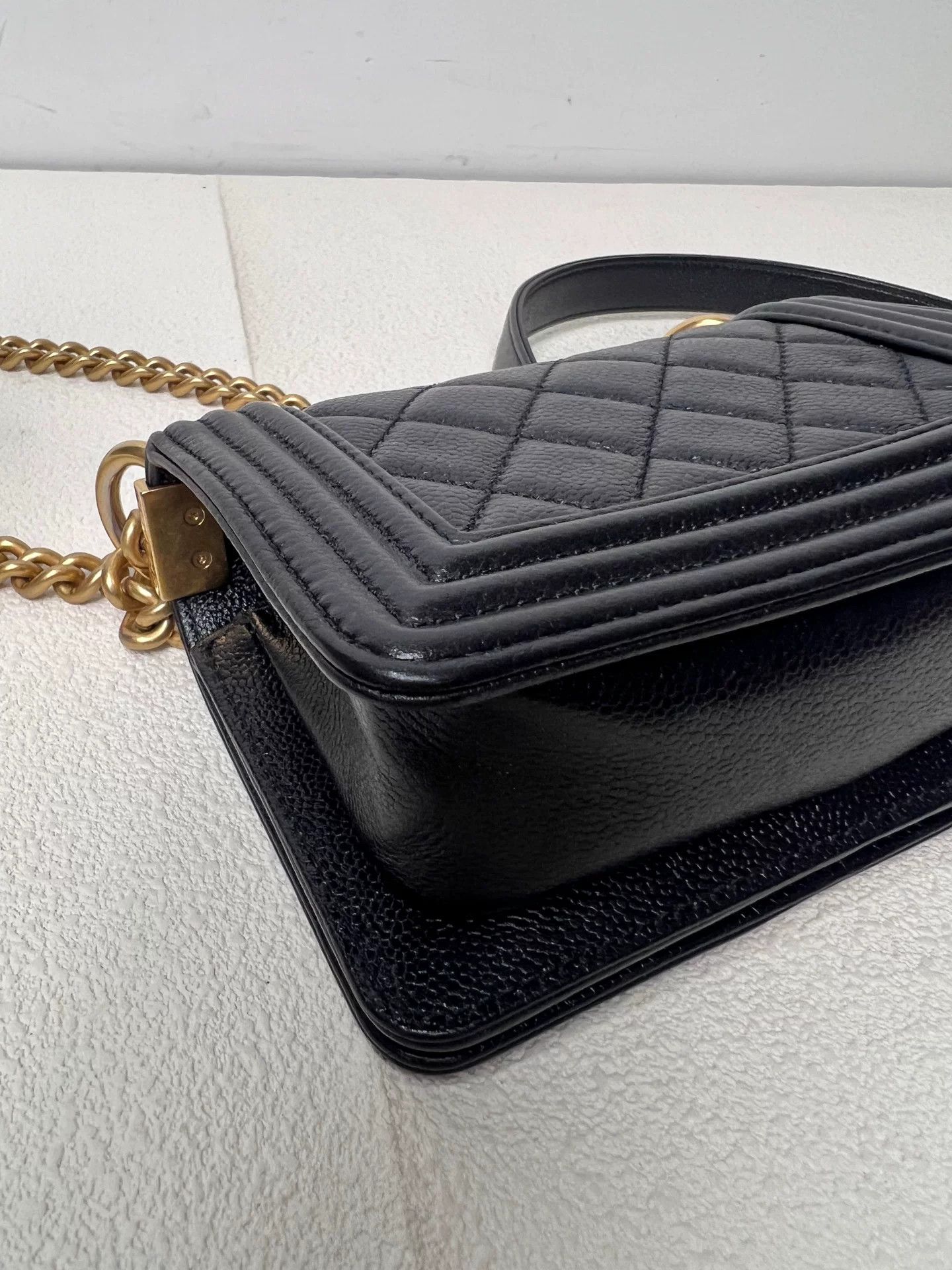 Chanel Pre-loved Bag Very good condition Size ONE SIZE - 8 Thumbnail