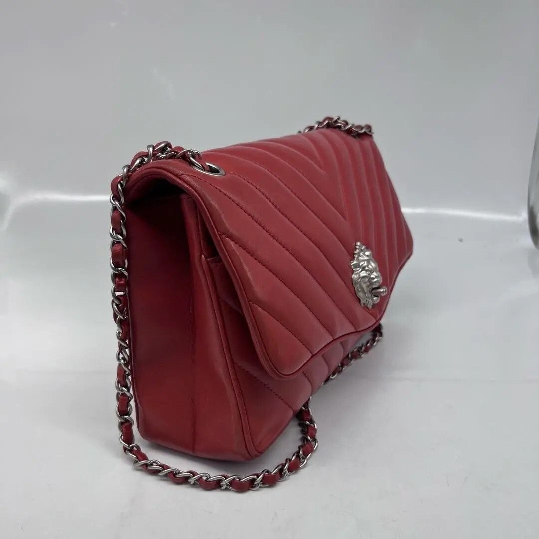 Chanel Pre-loved Bag Very good condition Size ONE SIZE - 2 Thumbnail