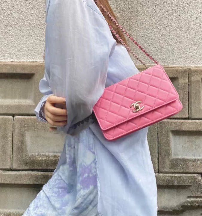 Chanel Pre-loved Bag Very good condition Size ONE SIZE - 7 Thumbnail