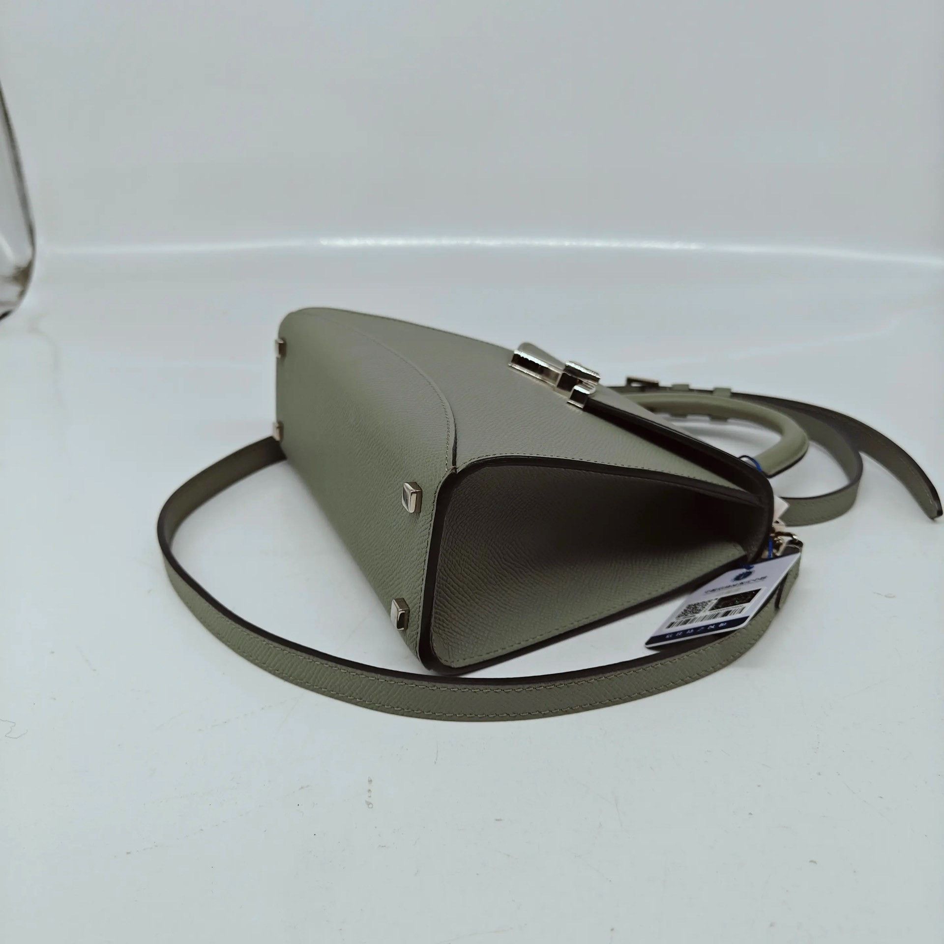 Moynat Pre-loved Bag Very good condition Size ONE SIZE - 5 Thumbnail
