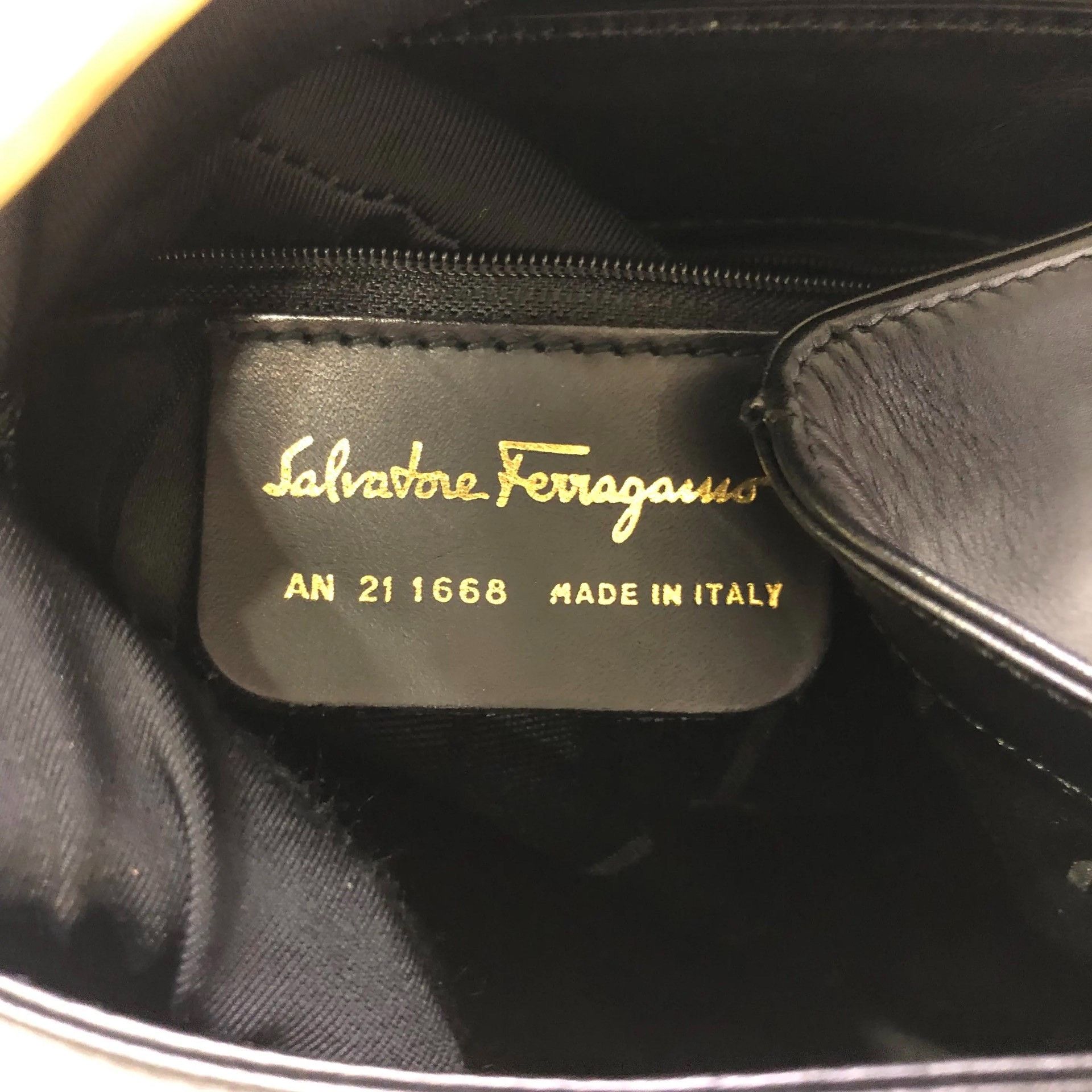 Salvatore Ferragamo Pre-loved Bag Very good condition Size ONE SIZE - 9 Thumbnail