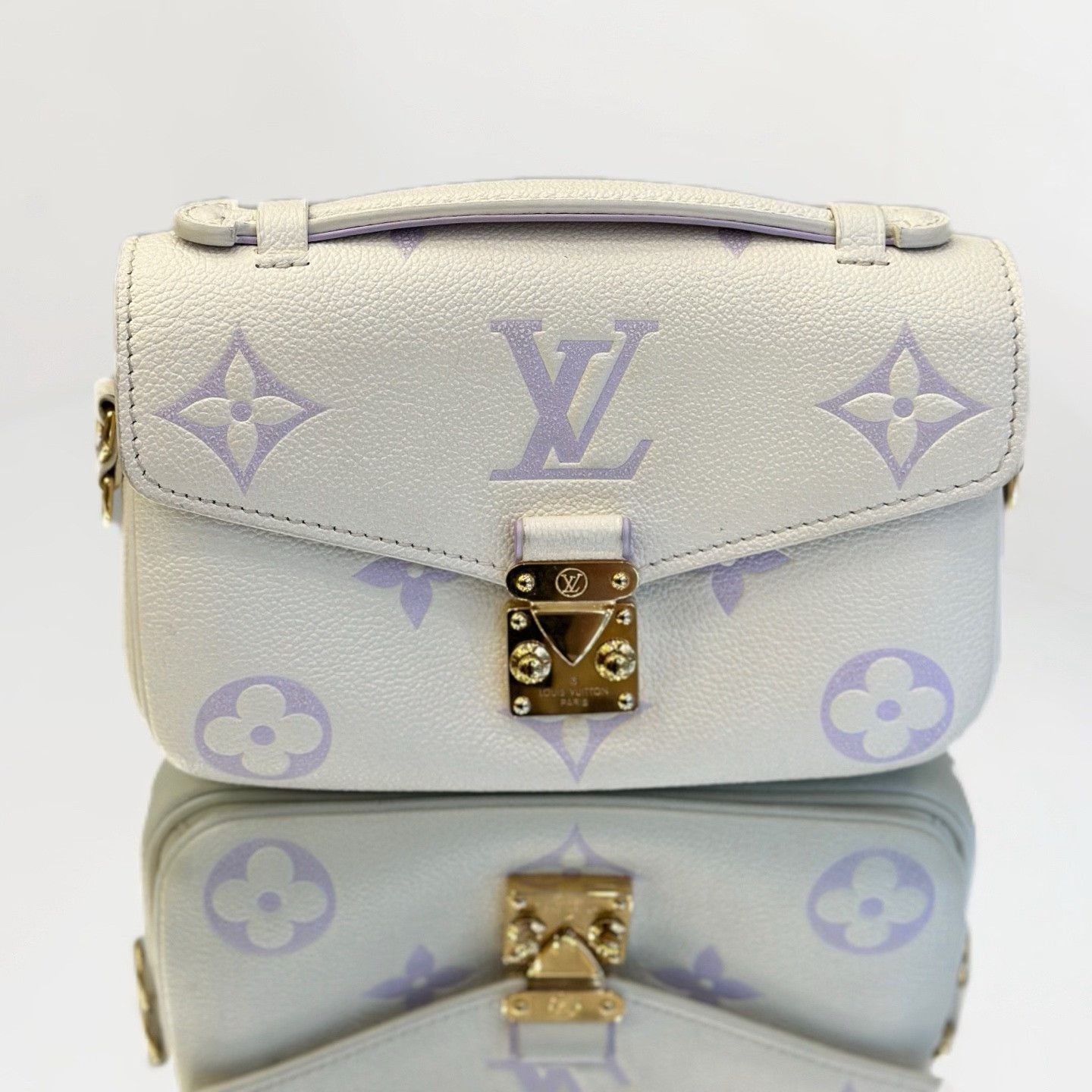Louis Vuitton Pre-loved Bag Very good condition Size ONE SIZE - 3 Thumbnail