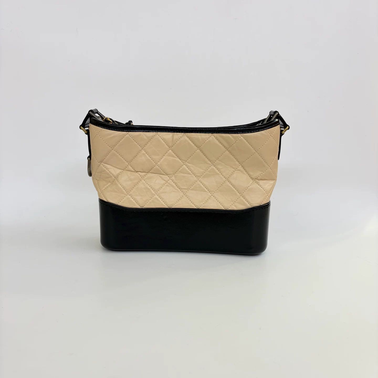 Chanel Pre-loved Bag Very good condition Size ONE SIZE - 5 Thumbnail