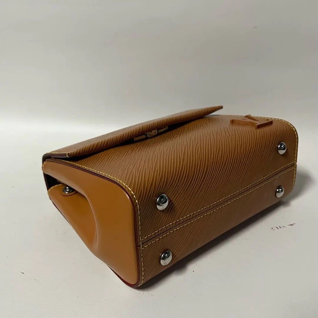Louis Vuitton Pre-loved Bag Very good condition Size ONE SIZE - 8 Thumbnail