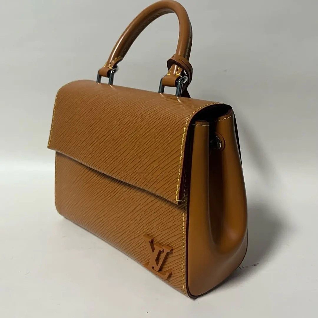 Louis Vuitton Pre-loved Bag Very good condition Size ONE SIZE - 3 Thumbnail