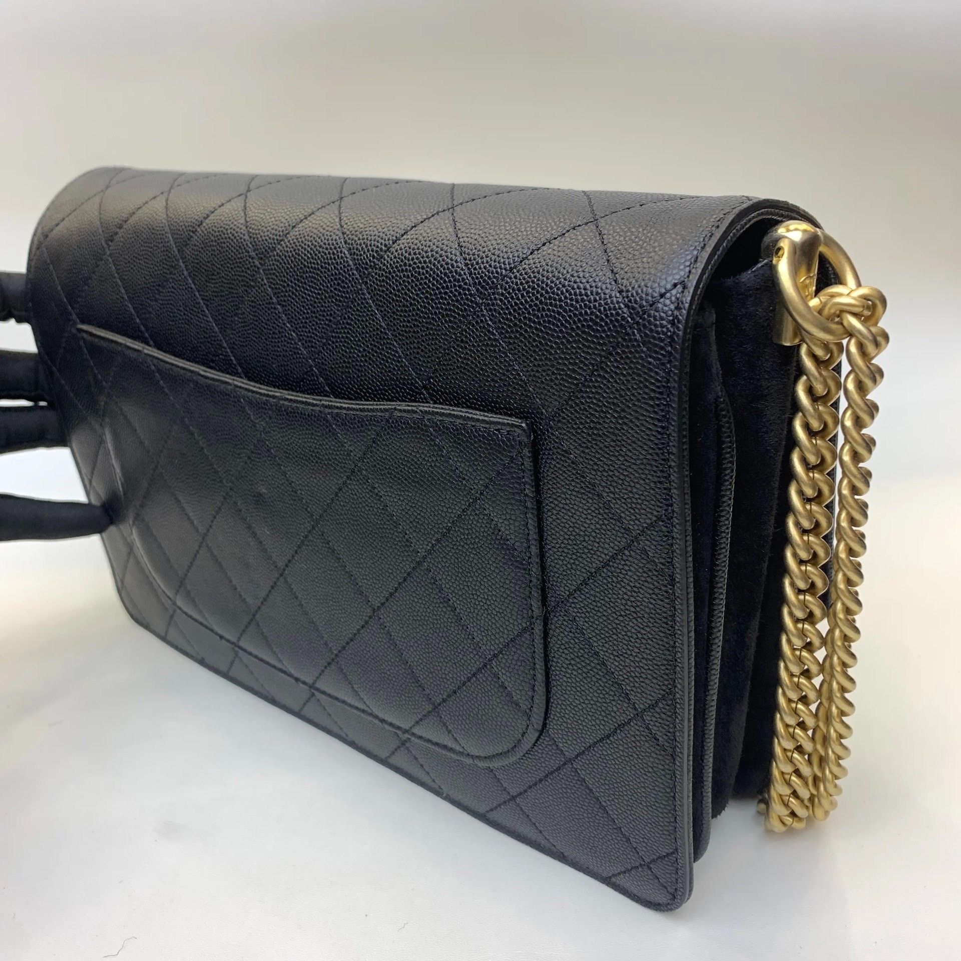 Chanel Pre-loved Bag Very good condition Size ONE SIZE - 5 Thumbnail