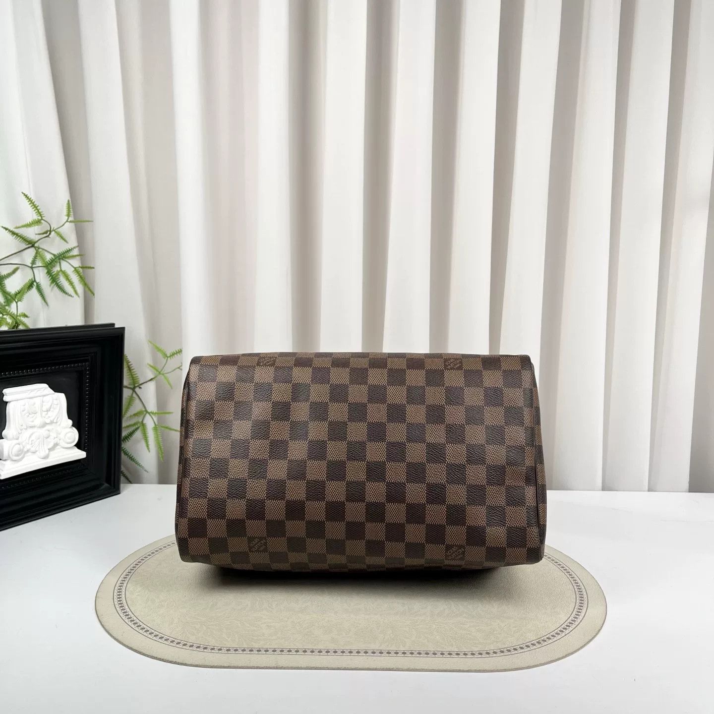 Louis Vuitton Pre-loved Bag Very good condition Size ONE SIZE - 4 Thumbnail
