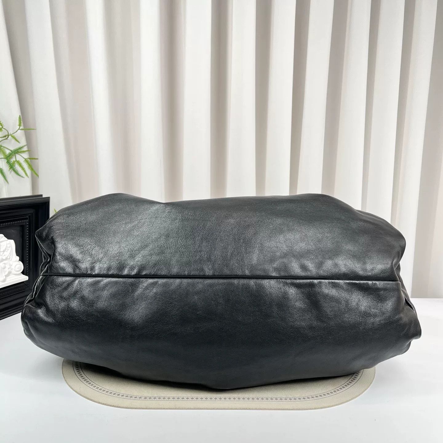 Bottega Veneta Pre-loved Bag Very good condition Size ONE SIZE - 4 Thumbnail