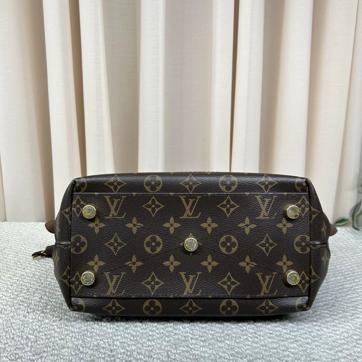 Louis Vuitton Pre-loved Bag Very good condition Size ONE SIZE - 3 Thumbnail