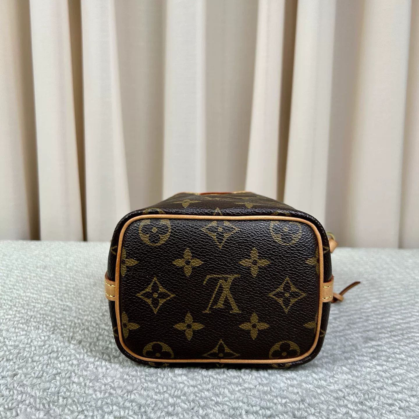 Louis Vuitton Pre-loved Bag Very good condition Size ONE SIZE - 4 Thumbnail