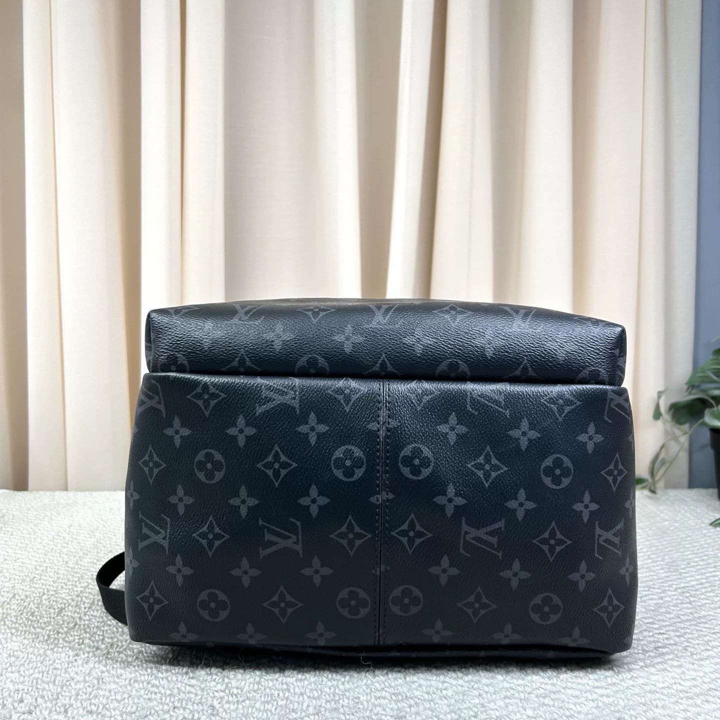 Louis Vuitton Pre-loved Bag Very good condition Size ONE SIZE - 3 Thumbnail