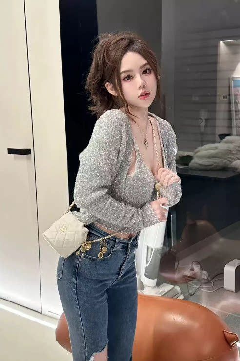 Chanel Pre-loved Bag Very good condition Size ONE SIZE - 8 Thumbnail