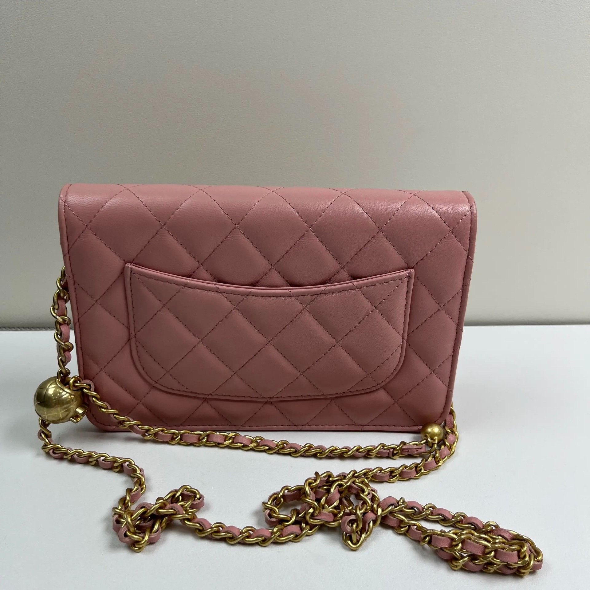 Chanel Pre-loved Bag Very good condition Size ONE SIZE - 3 Thumbnail