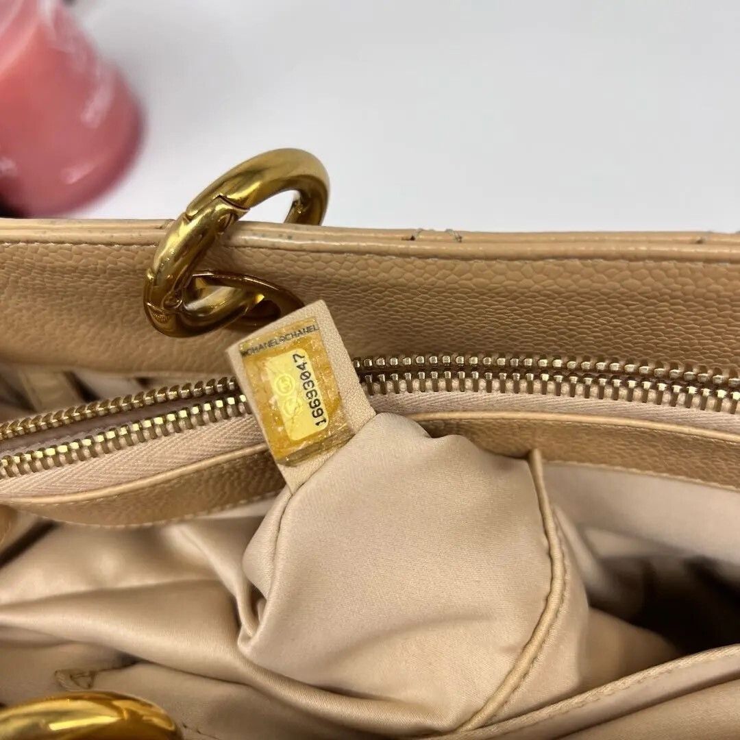 Chanel Pre-loved Bag Very good condition Size ONE SIZE - 9 Thumbnail
