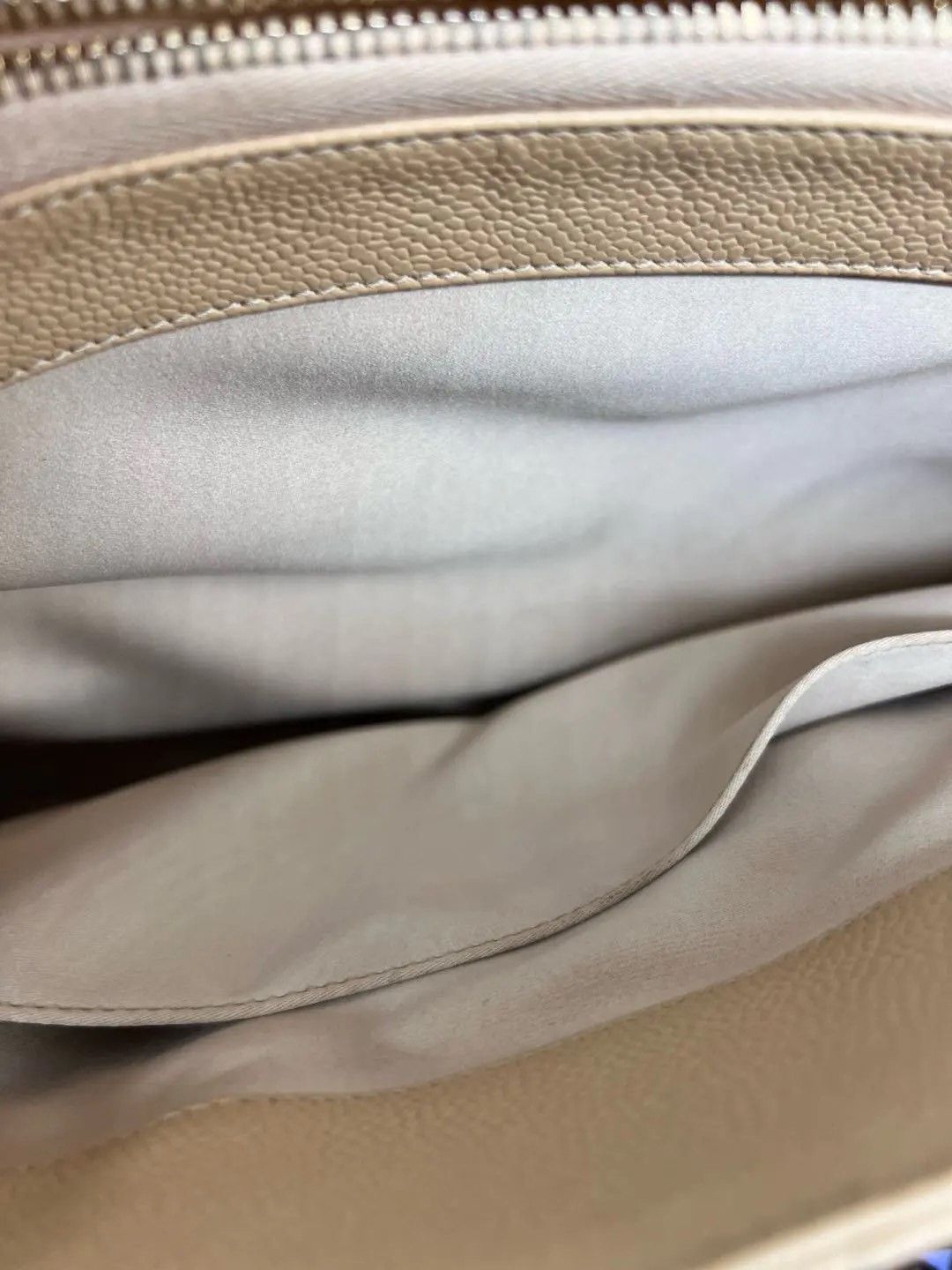 Chanel Pre-loved Bag Very good condition Size ONE SIZE - 8 Thumbnail