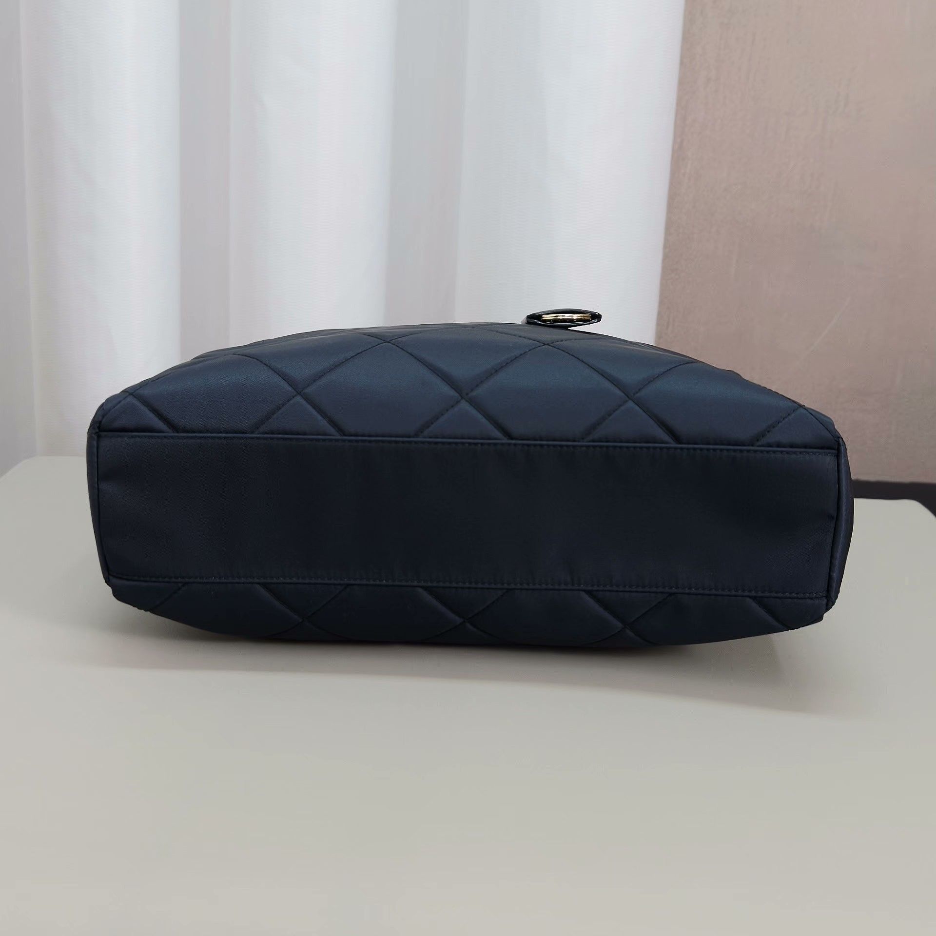 Prada Pre-loved Bag Very good condition Size ONE SIZE - 6 Thumbnail