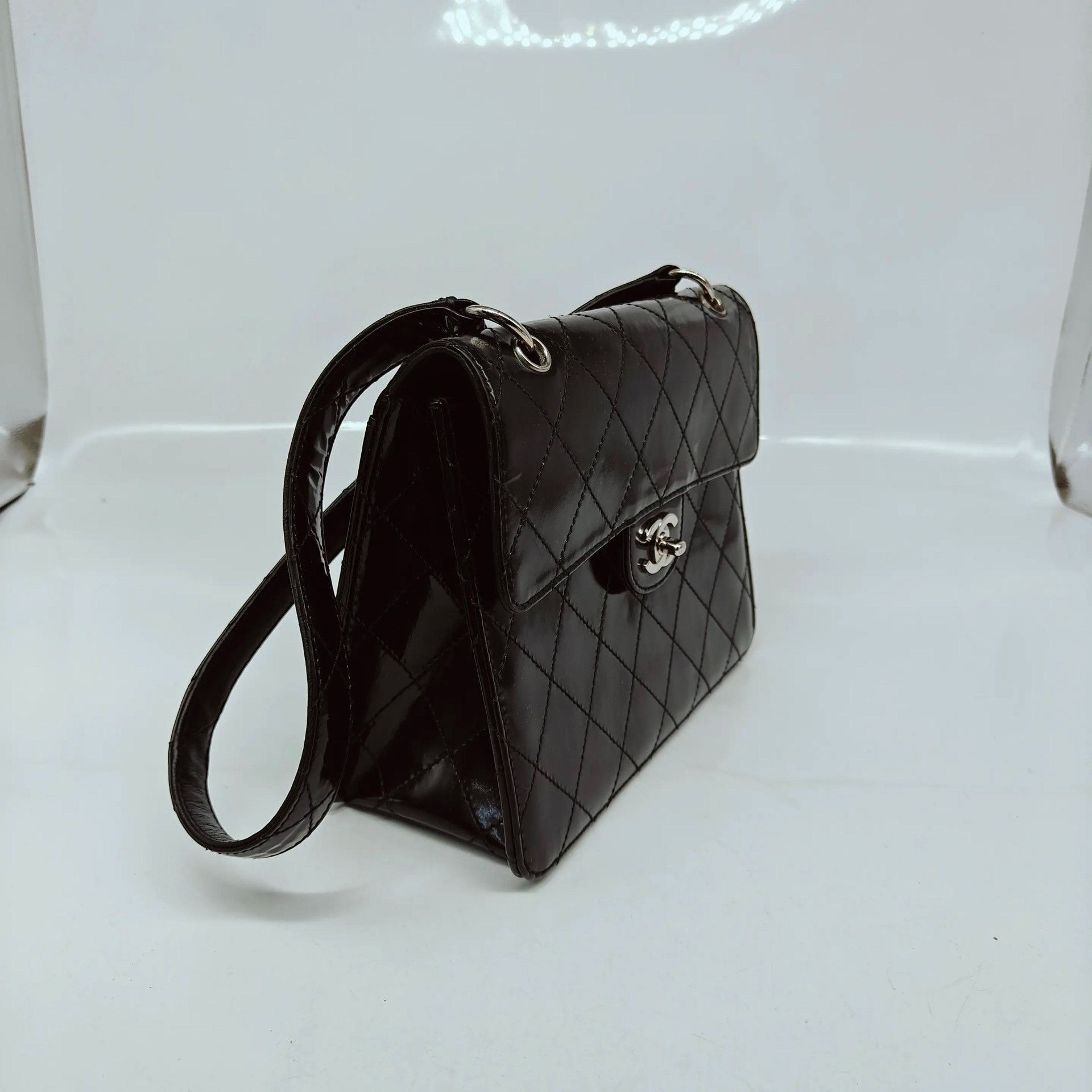 Chanel Pre-loved Bag Very good condition Size ONE SIZE - 3 Thumbnail