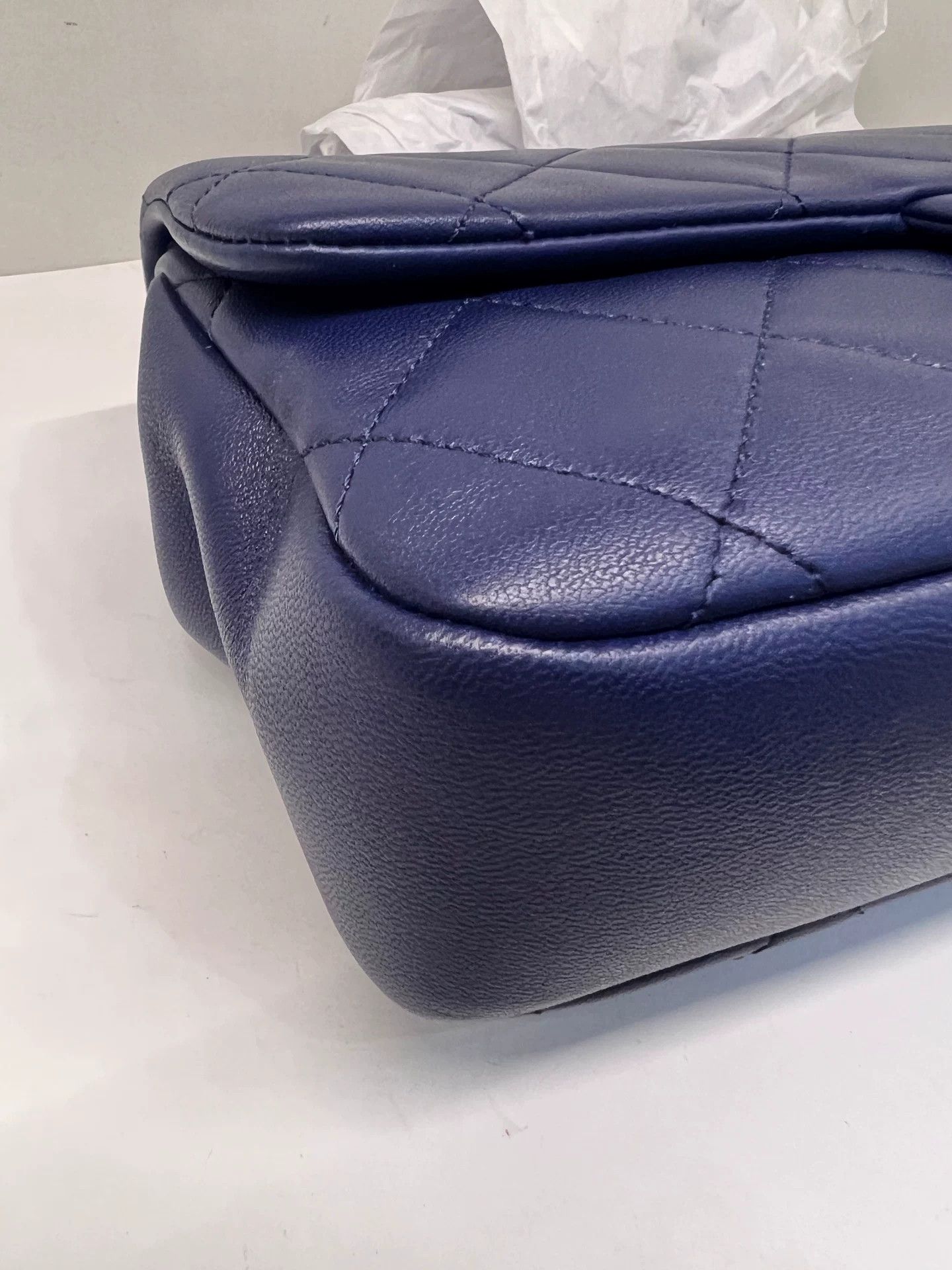 Chanel Pre-loved Bag Very good condition Size ONE SIZE - 4 Thumbnail
