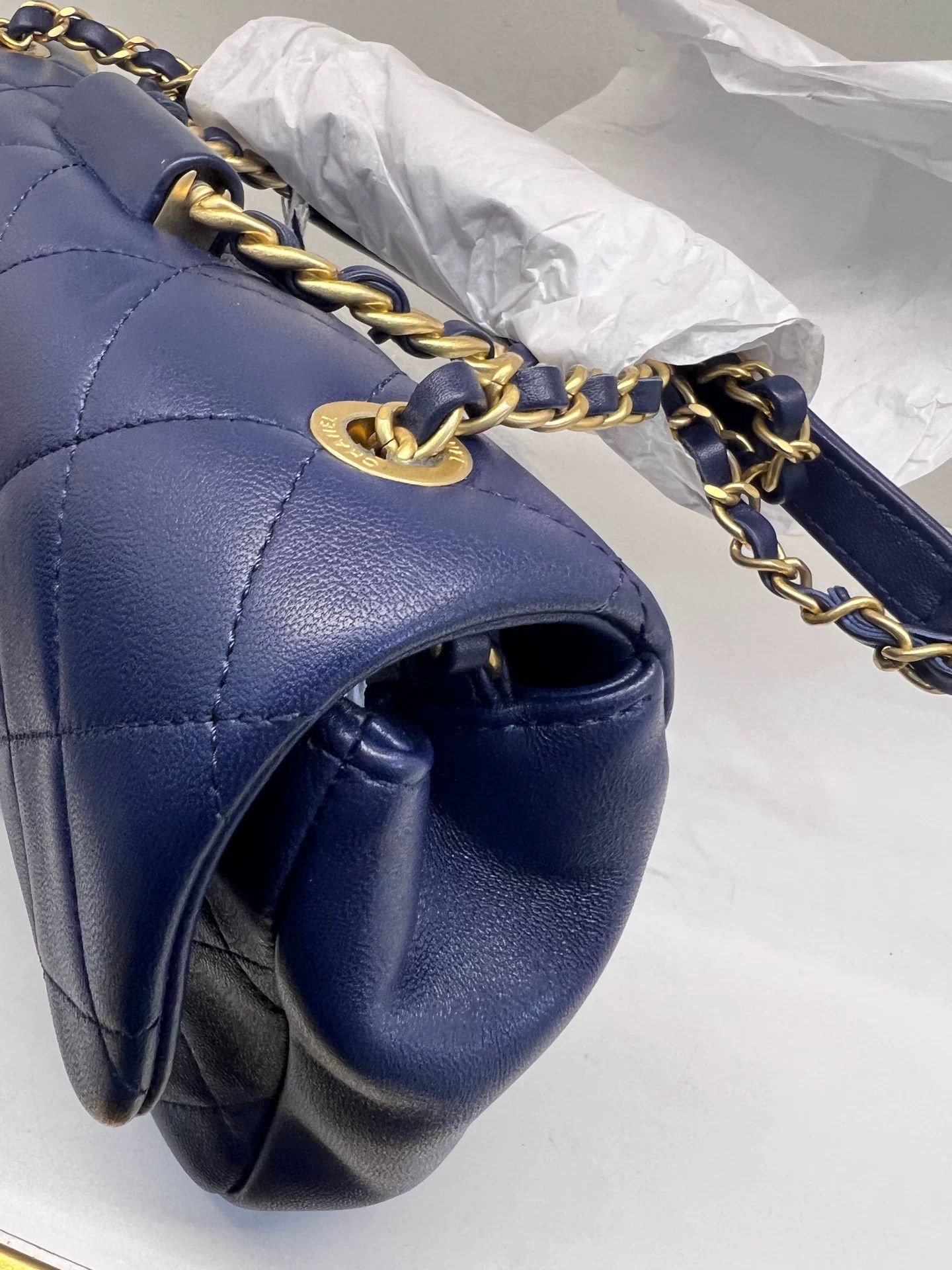 Chanel Pre-loved Bag Very good condition Size ONE SIZE - 6 Thumbnail