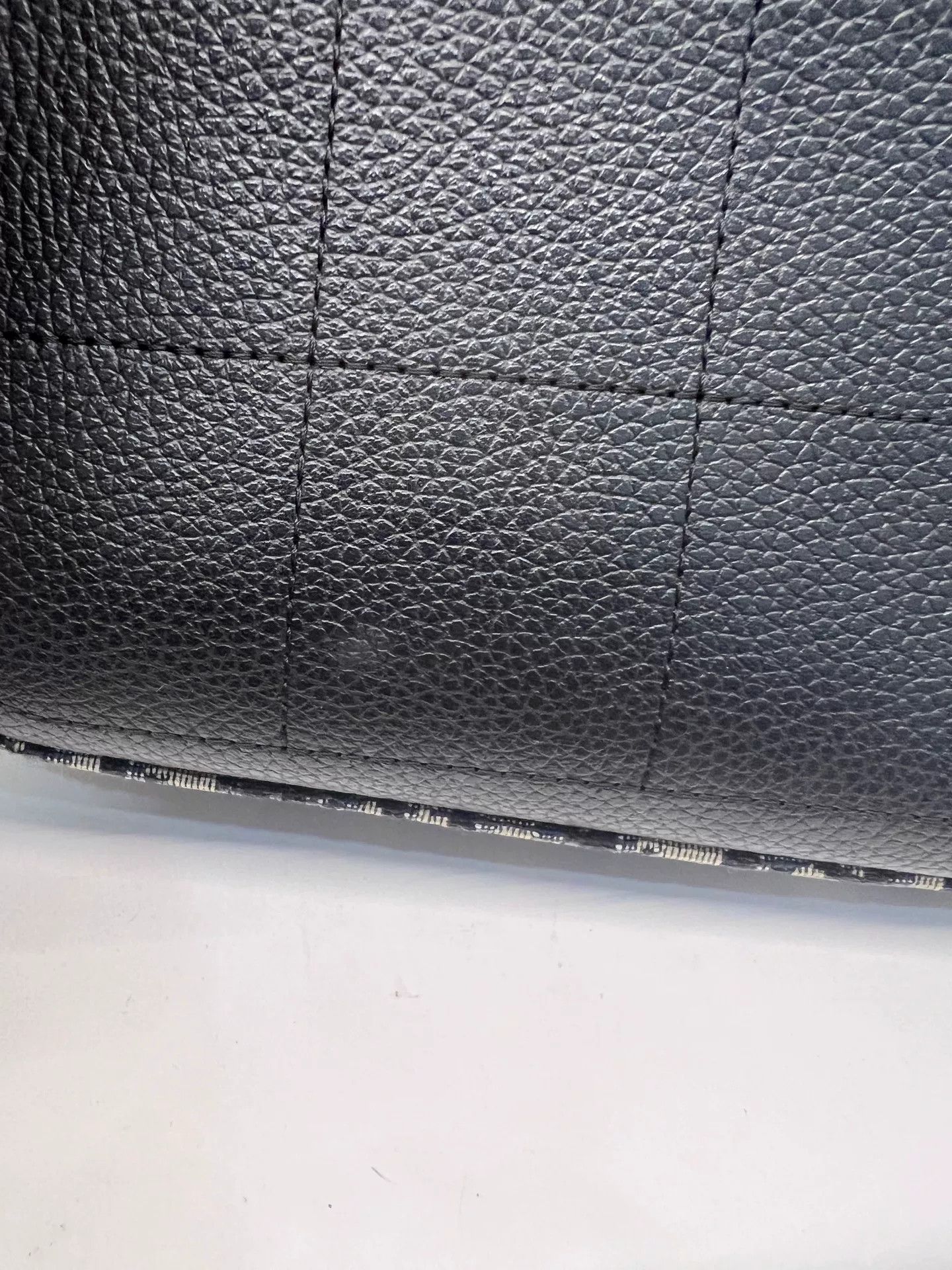 Dior Pre-loved Bag Very good condition Size ONE SIZE - 8 Thumbnail