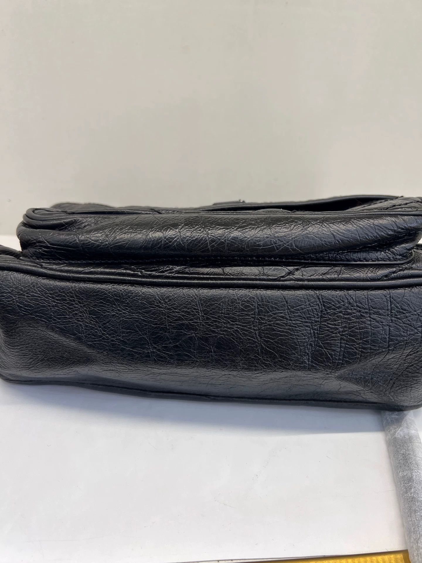 Saint Laurent Paris Pre-loved Bag Very good condition Size ONE SIZE - 7 Thumbnail