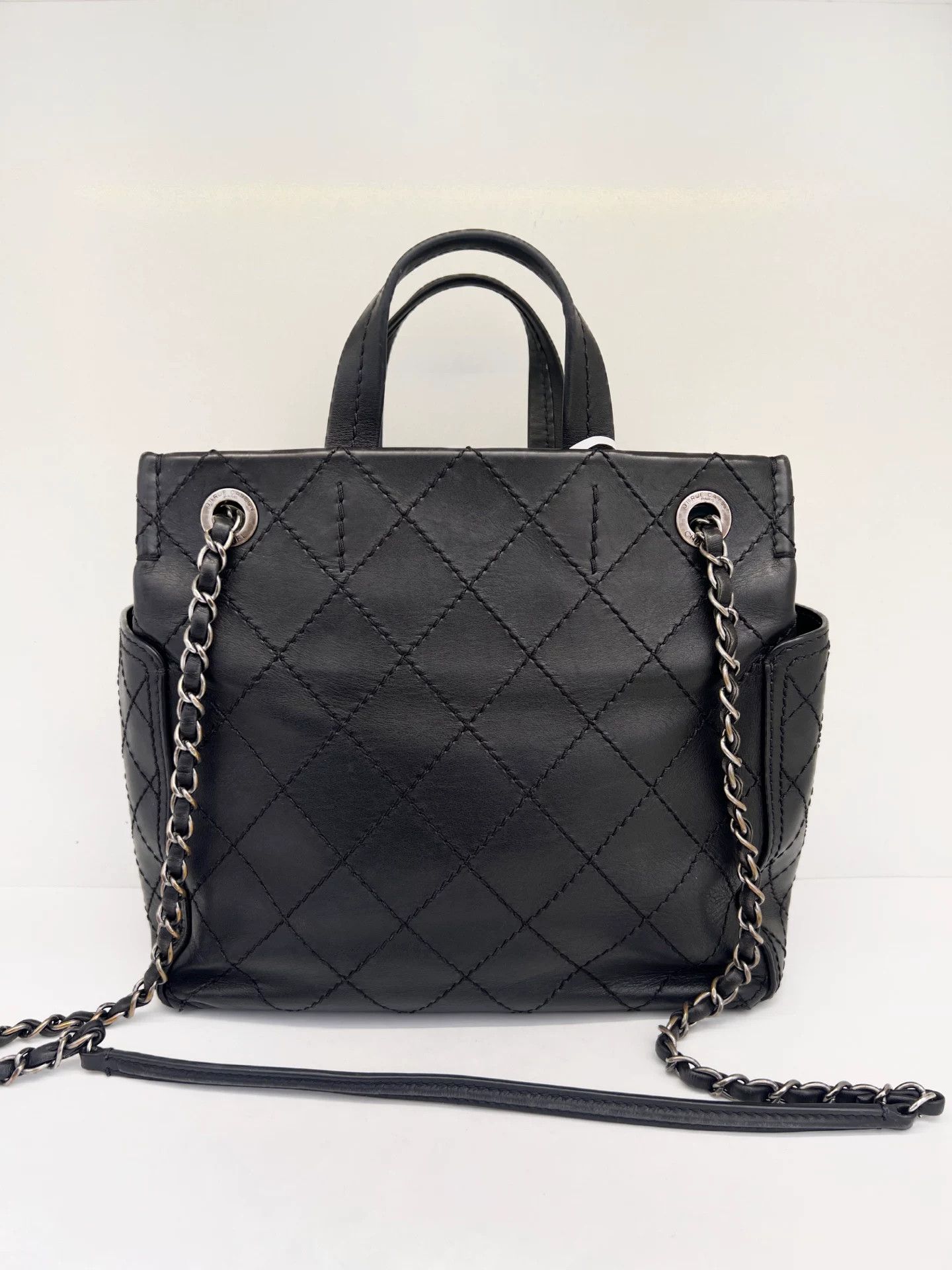 Chanel Pre-loved Bag Very good condition Size ONE SIZE - 2 Thumbnail