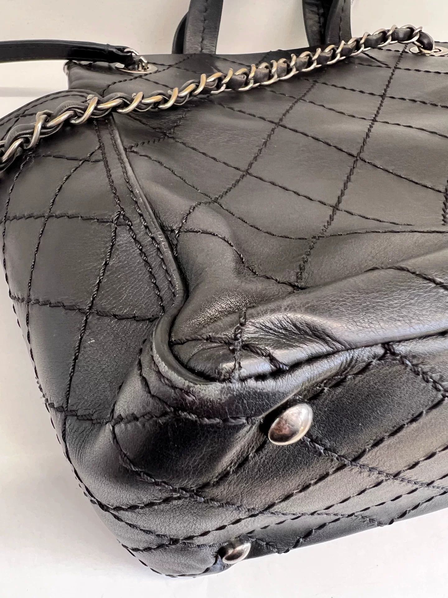 Chanel Pre-loved Bag Very good condition Size ONE SIZE - 4 Thumbnail