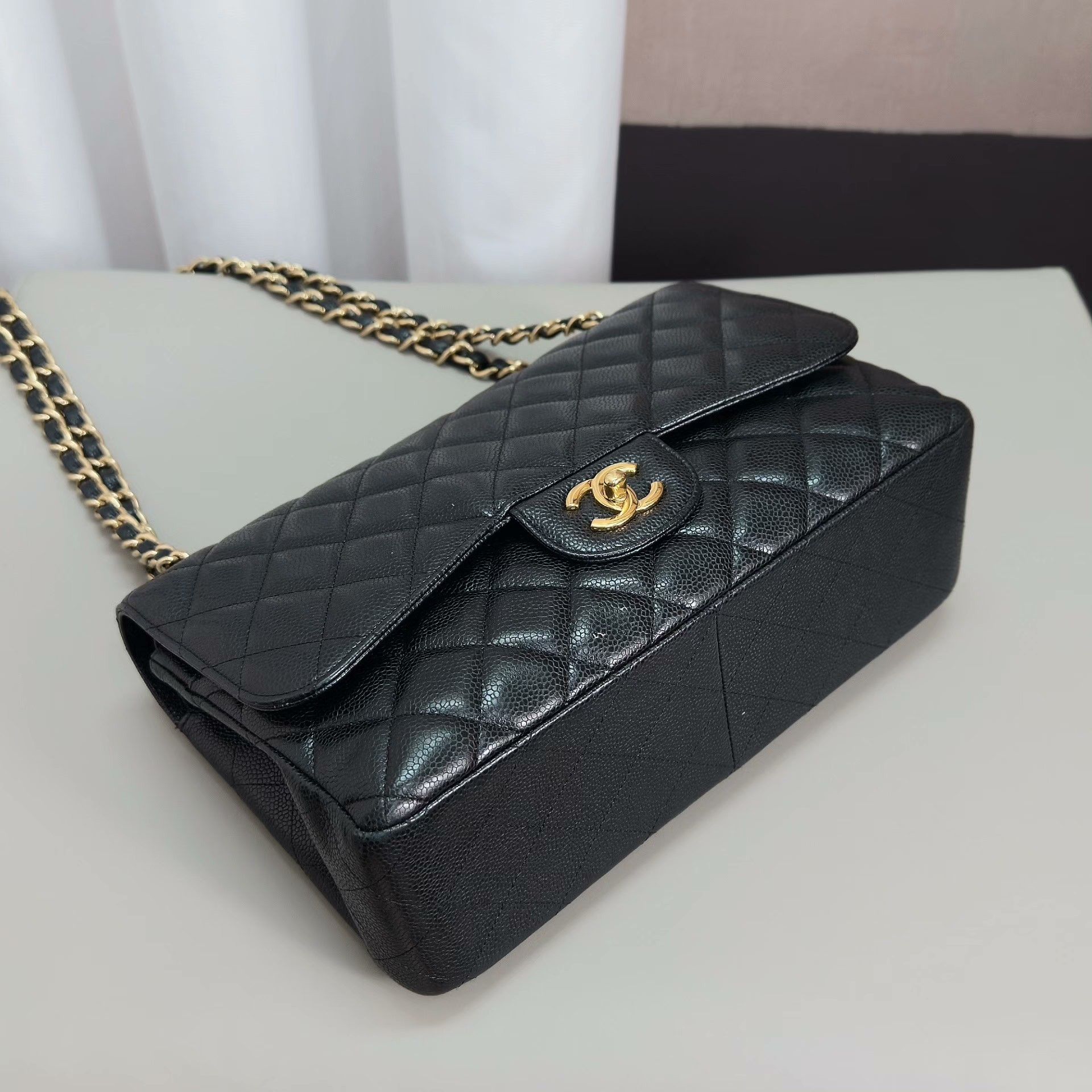 Chanel Pre-loved Bag Very good condition Size ONE SIZE - 3 Thumbnail