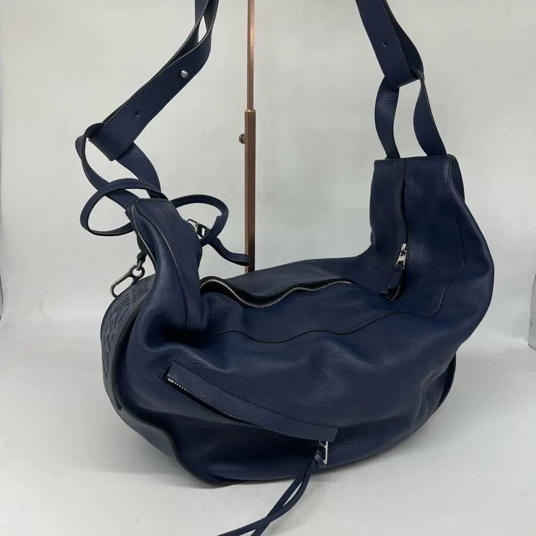 Loewe Pre-loved Bag Very good condition Size ONE SIZE - 3 Thumbnail