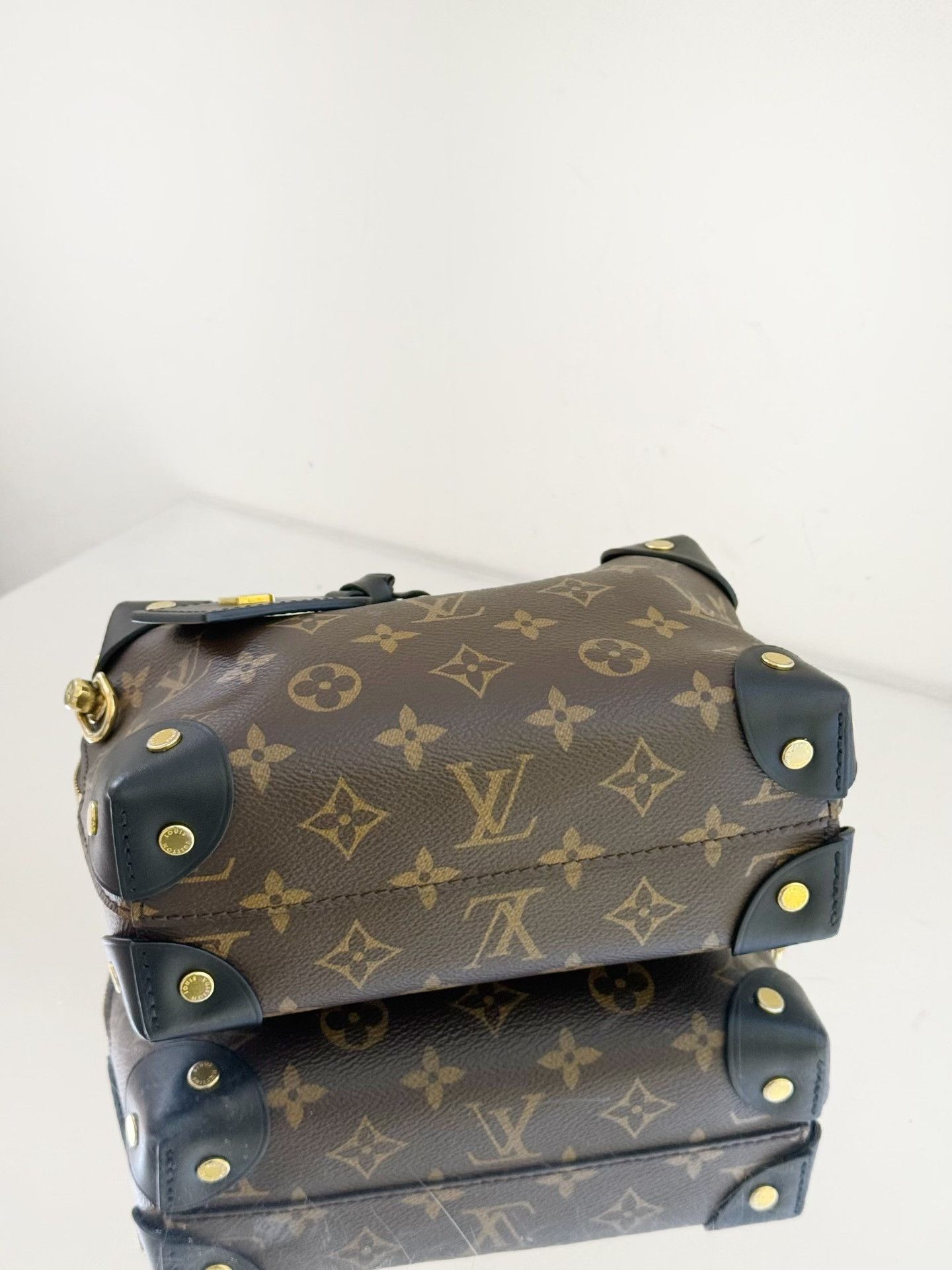 Louis Vuitton Pre-loved Bag Very good condition Size ONE SIZE - 6 Thumbnail