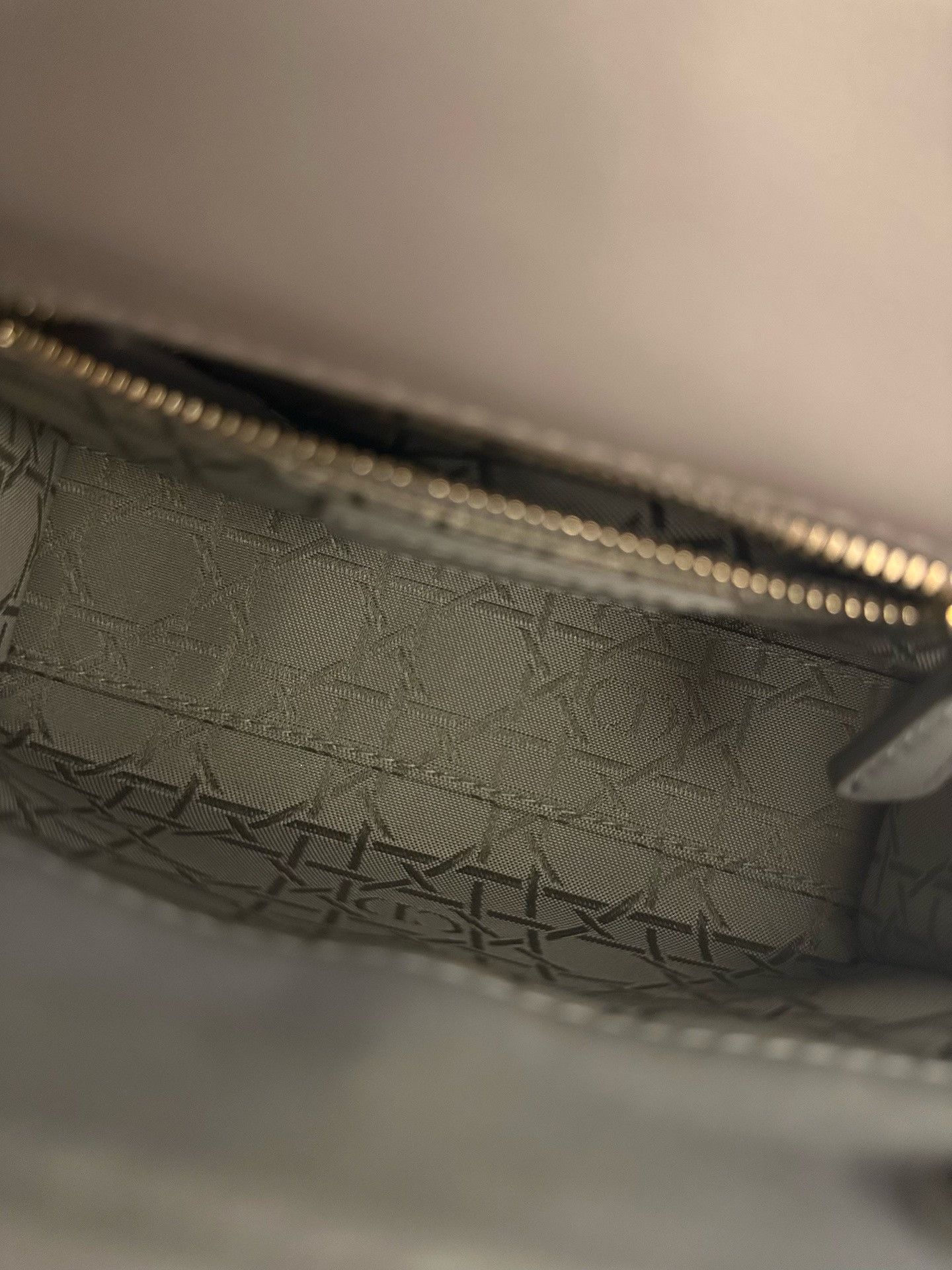 Dior Pre-loved Bag Very good condition Size ONE SIZE - 7 Thumbnail
