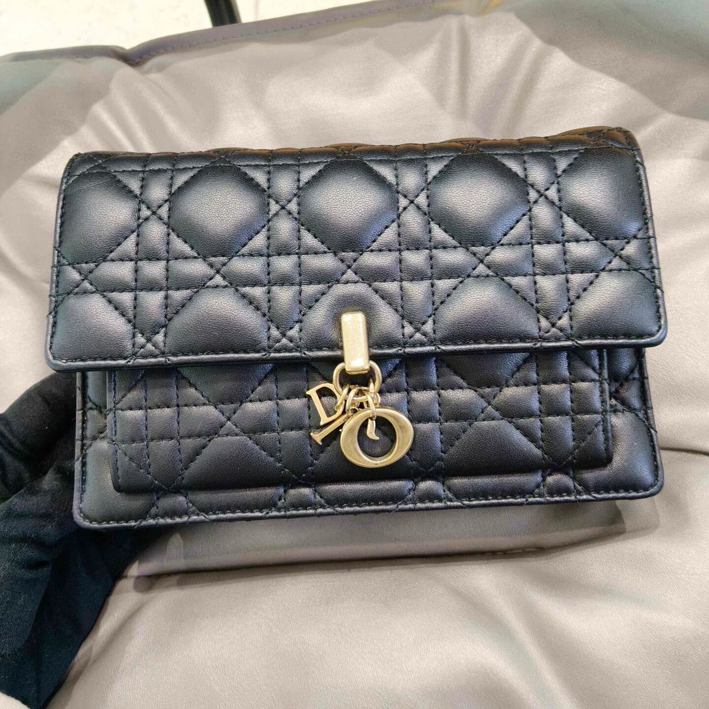 Dior Pre-loved Bag Very good condition Size ONE SIZE - 2 Thumbnail