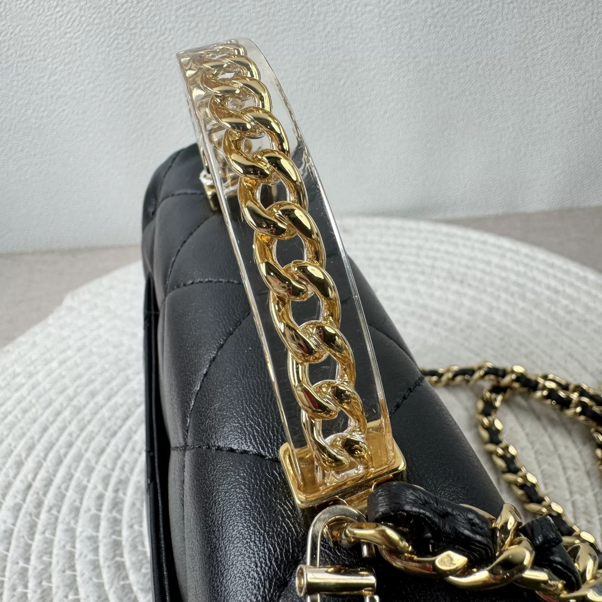 Chanel Pre-loved Bag Very good condition Size ONE SIZE - 7 Thumbnail