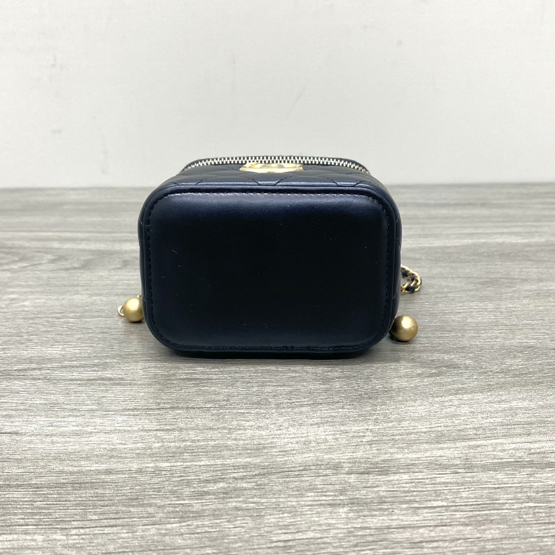 Chanel Pre-loved Bag Very good condition Size ONE SIZE - 4 Thumbnail
