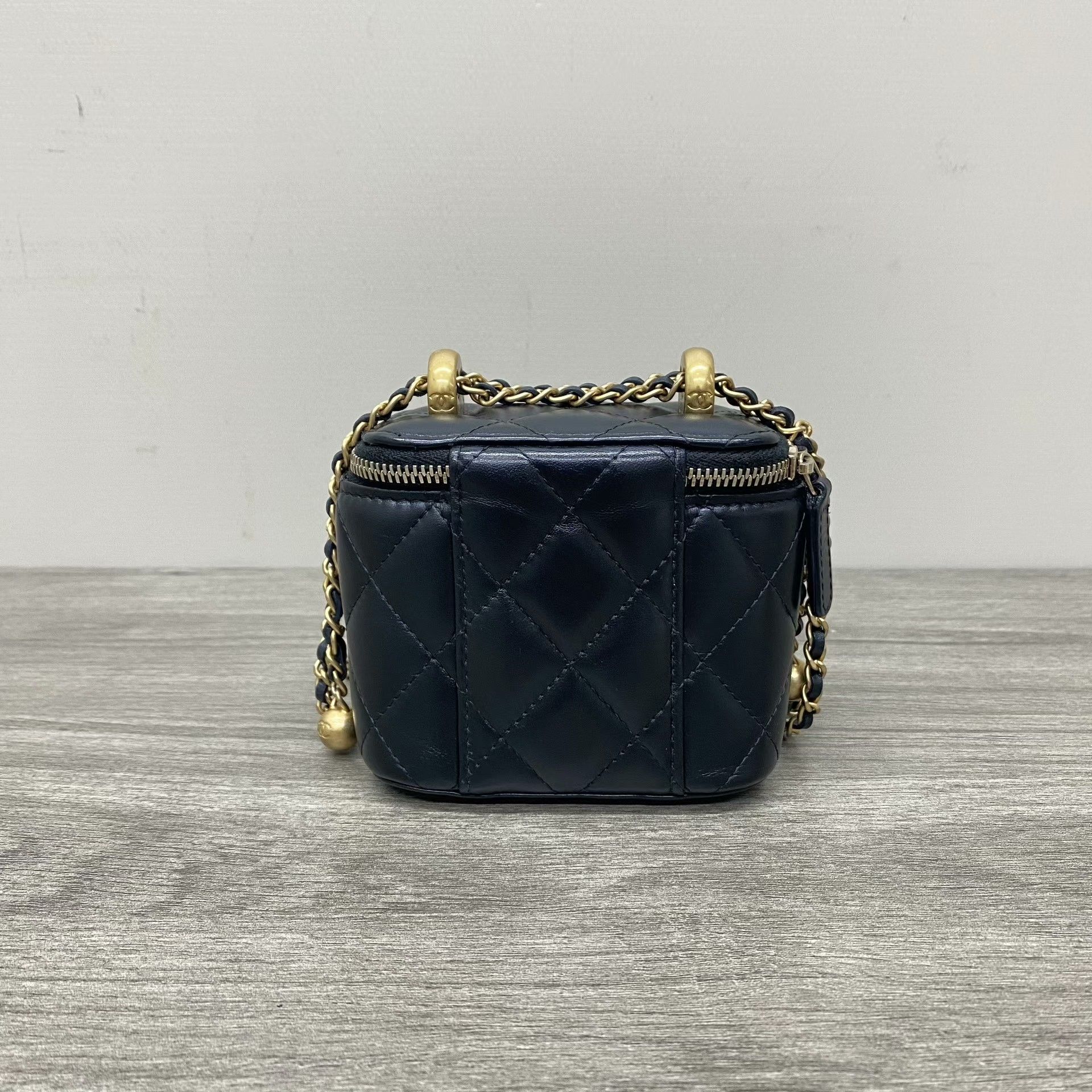 Chanel Pre-loved Bag Very good condition Size ONE SIZE - 2 Thumbnail