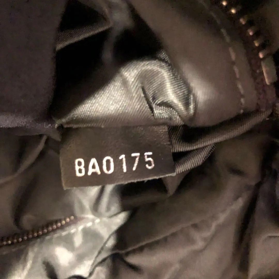 Louis Vuitton Pre-loved Bag Very good condition Size ONE SIZE - 8 Thumbnail