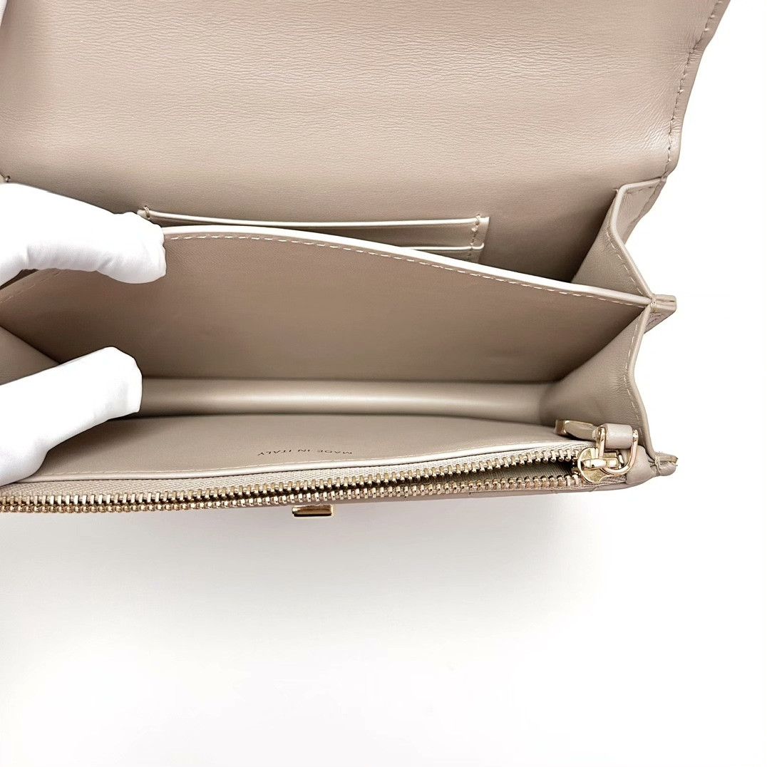 Dior Pre-loved Bag Very good condition Size ONE SIZE - 6 Thumbnail