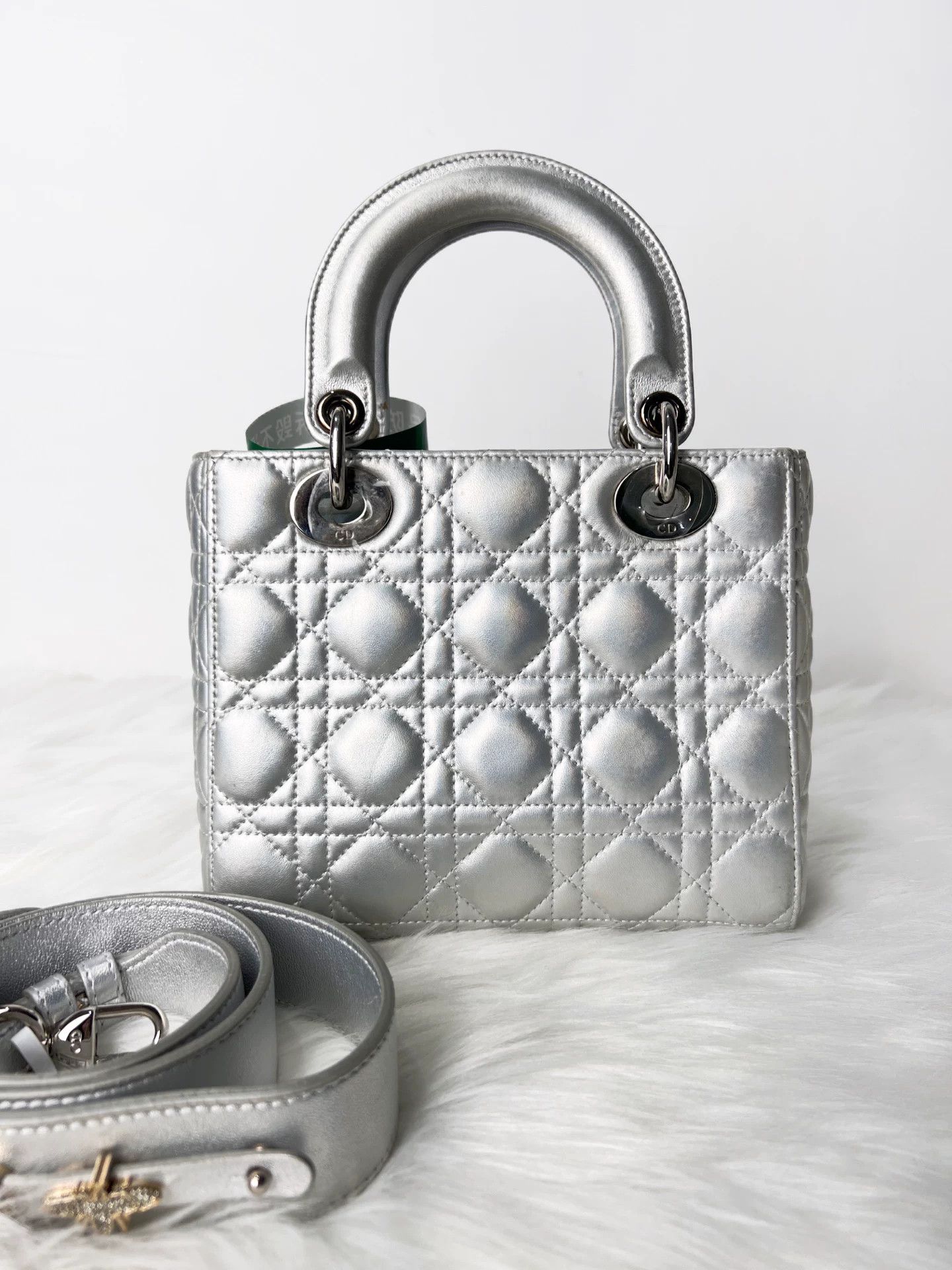 Dior Pre-loved Bag Very good condition Size ONE SIZE - 2 Thumbnail