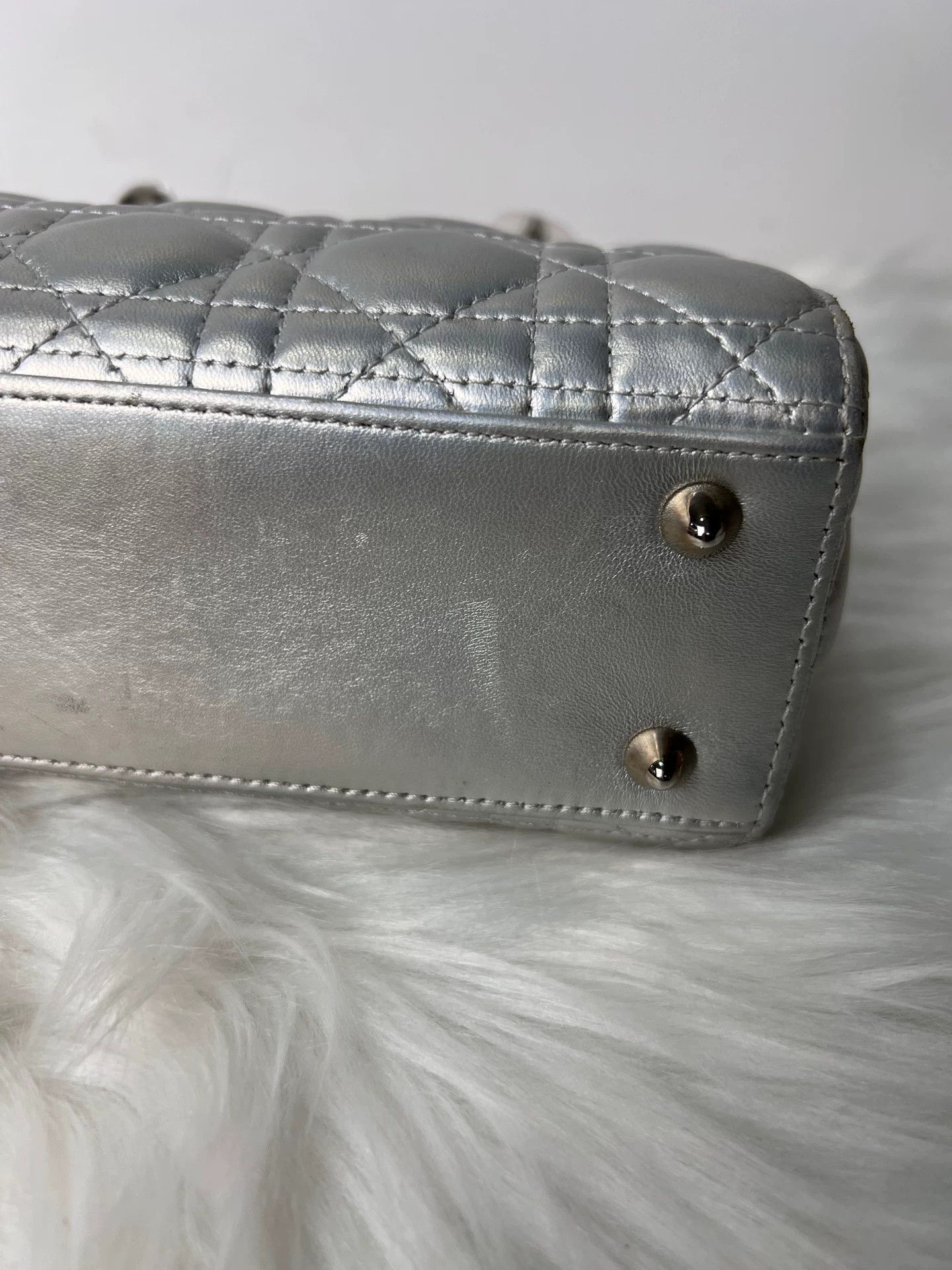 Dior Pre-loved Bag Very good condition Size ONE SIZE - 4 Thumbnail