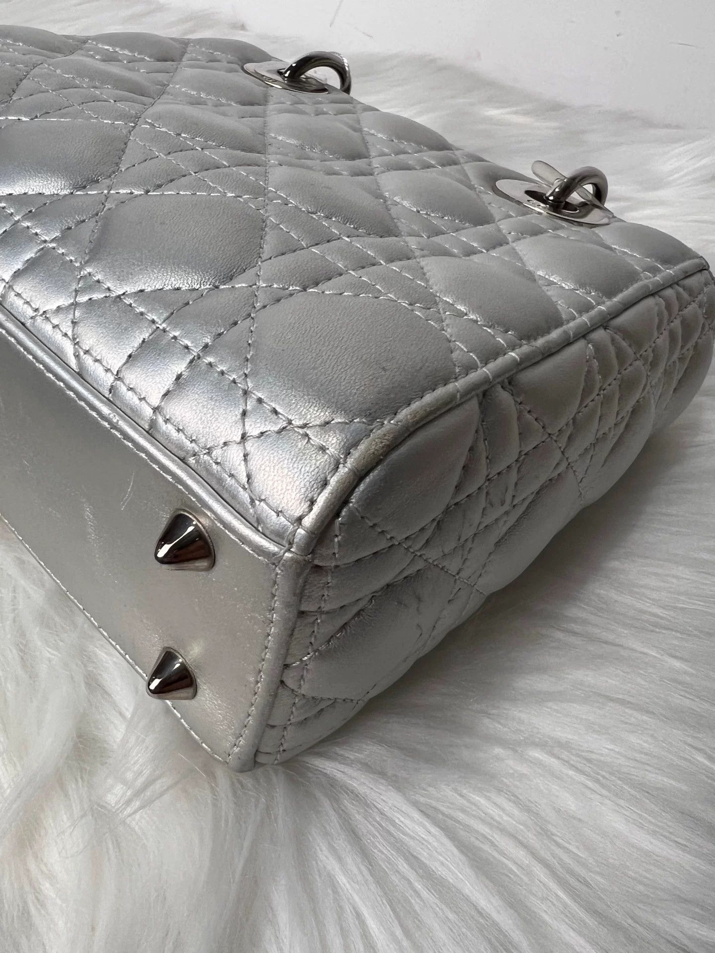 Dior Pre-loved Bag Very good condition Size ONE SIZE - 3 Thumbnail