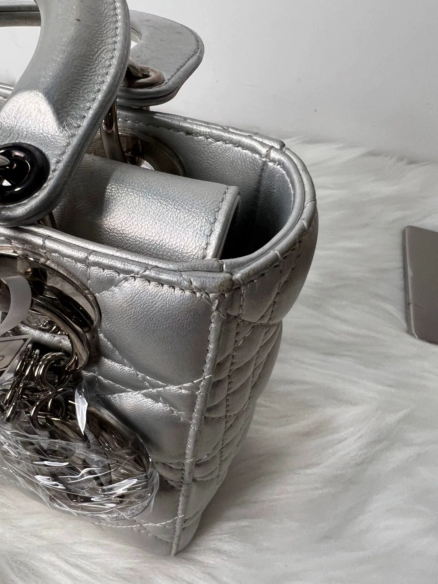 Dior Pre-loved Bag Very good condition Size ONE SIZE - 7 Thumbnail