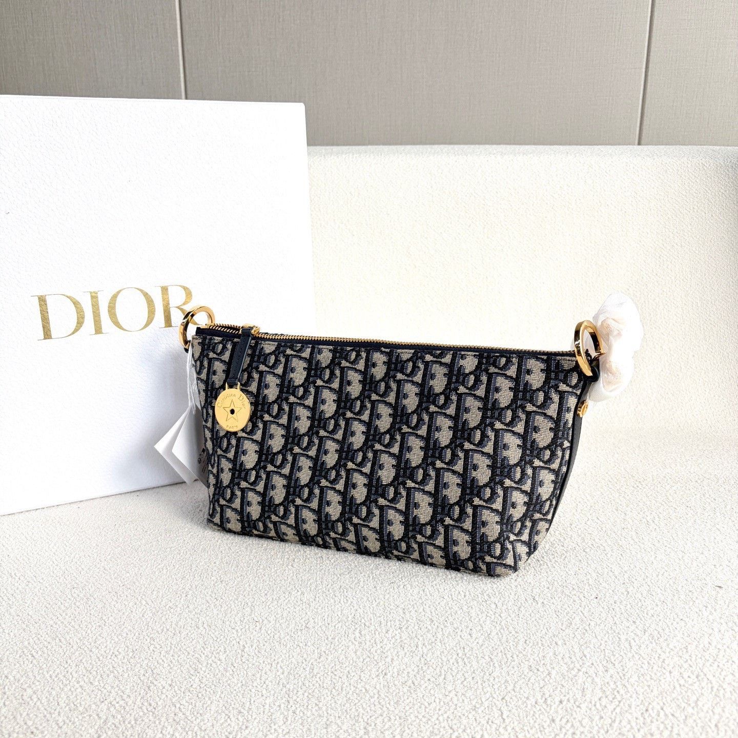 Dior Pre-loved Bag Brand new condition Size ONE SIZE - 4 Thumbnail
