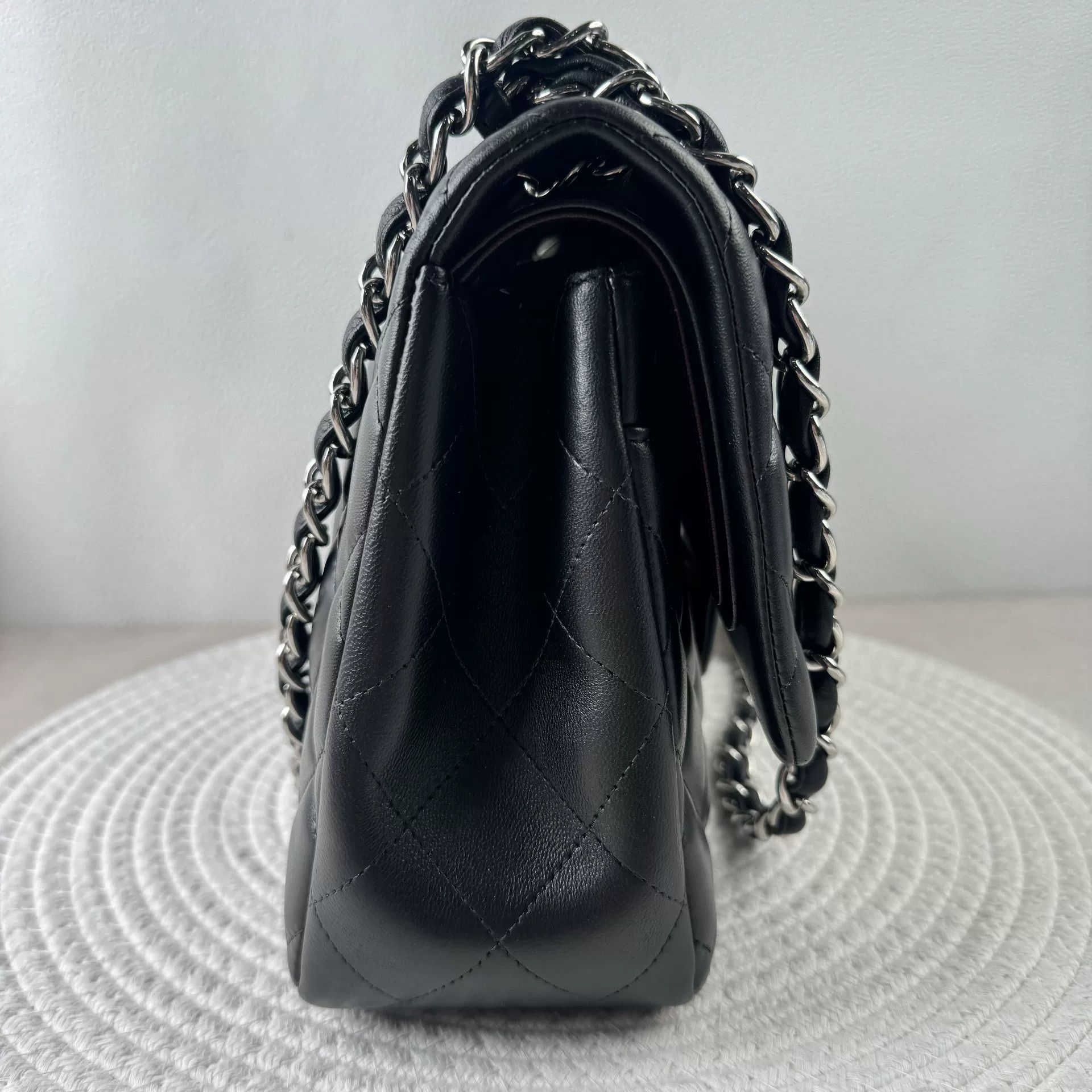 Chanel Pre-loved Bag Very good condition Size ONE SIZE - 4 Thumbnail
