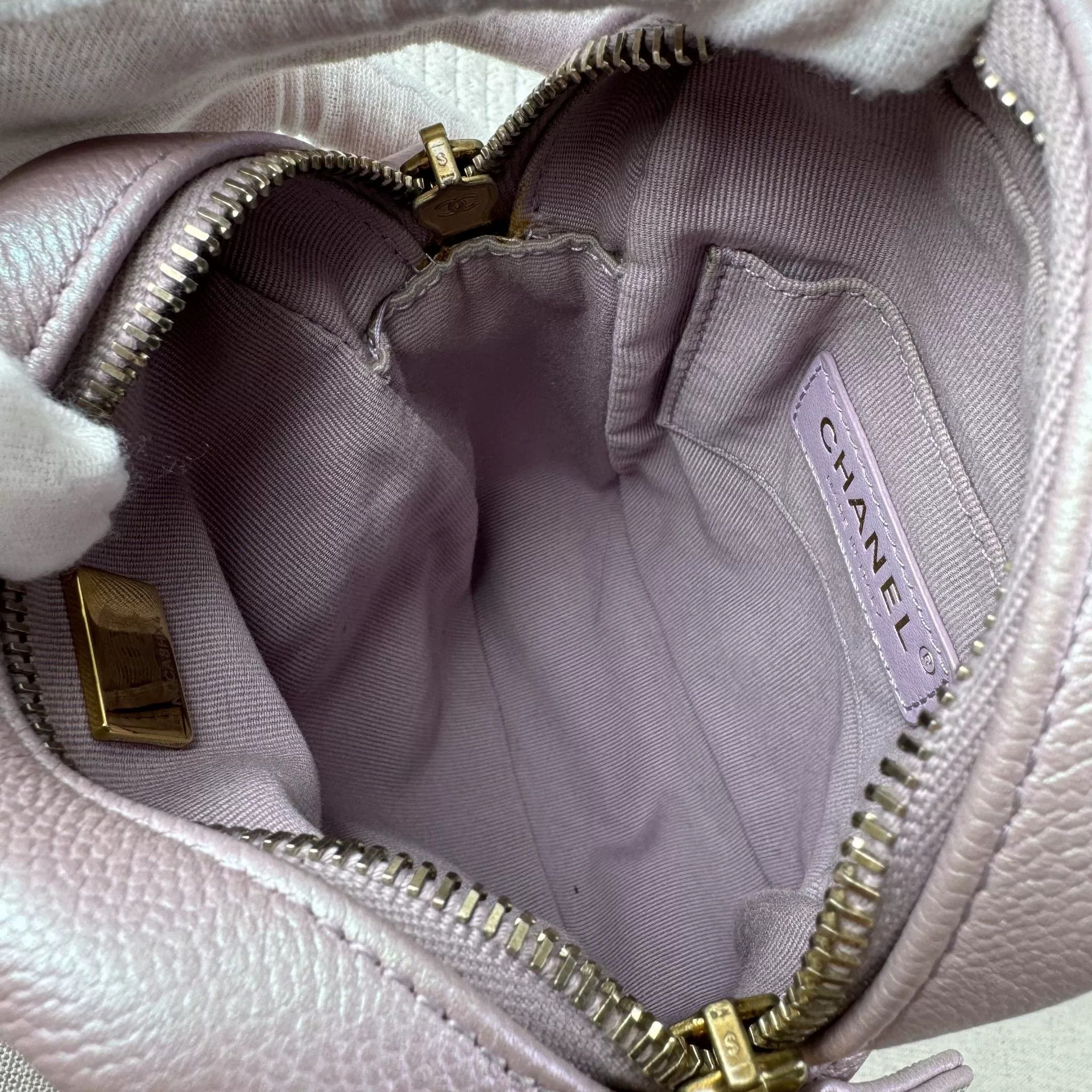 Chanel Pre-loved Bag Very good condition Size ONE SIZE - 9 Thumbnail